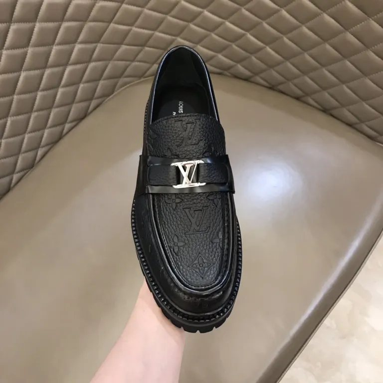 Louis Vuitton Shoe 